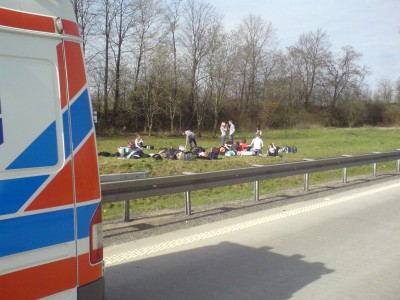 Karambol na autostradzie. Ranni są uczniowie z Francji (Zobacz) - 1