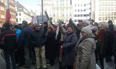 W obronie Lecha Wałęsy na Placu Solnym we Wrocławiu [FILM i ZDJĘCIA] - 10