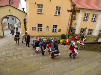 TOP5 najciekawszych, dolnośląskich tradycji wielkanocnych - wygrywają Ogromne Baby Wielkanocne z Nowego Waliszowa - 15