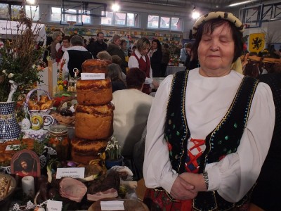 TOP5 najciekawszych, dolnośląskich tradycji wielkanocnych - wygrywają Ogromne Baby Wielkanocne z Nowego Waliszowa