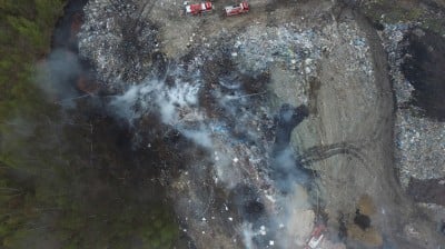 Wałbrzych: Pożar na terenie Mo-Bruku  [ZDJĘCIA i FILM Z DRONA] - 18