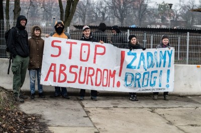 Miejska spółka odcina ich od świata. Postawili płot - 0