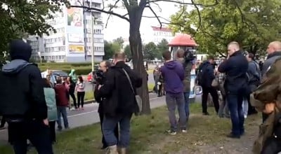 WROCŁAW: Kolejne zamieszki przed komisariatem przy Trzemeskiej (ZDJĘCIA, WIDEO) - 1