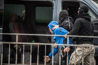 WROCŁAW: Kolejne zamieszki przed komisariatem przy Trzemeskiej (ZDJĘCIA, WIDEO) - 8