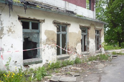 Wałbrzych: Porzucona fabryka porcelany zagraża ludziom - 7