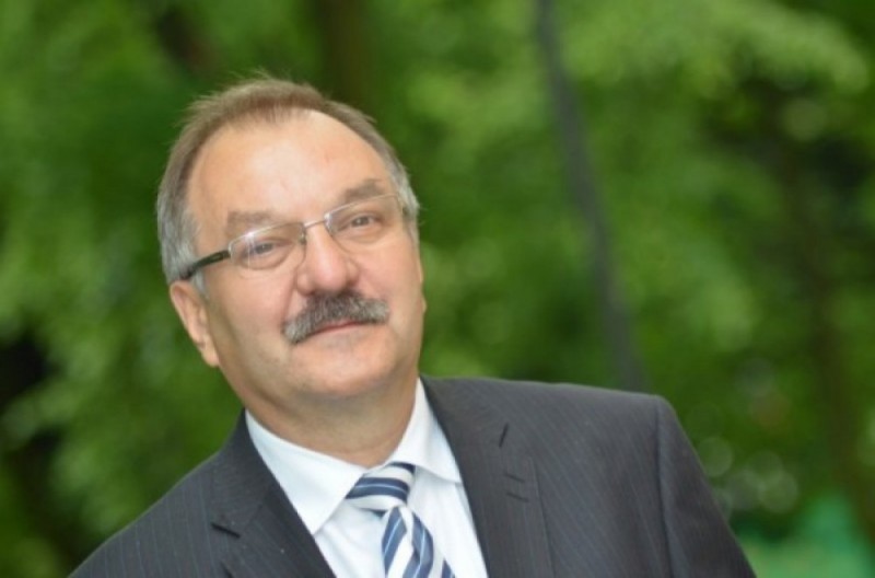 Wniosek radnych PiS o odwołanie marszałka Cezarego Przybylskiego - 