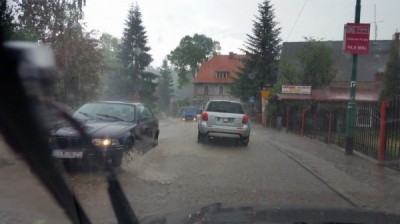 Burze, deszcz i grad - kolejne ostrzeżenie IMGW!