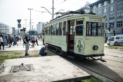 Zabytkowy "Juliusz" wykoleił się na placu Dominikańskim (GALERIA)  - 3