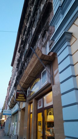 Kamienica na Jedności Narodowej groziła zawaleniem. A dziś... - 15