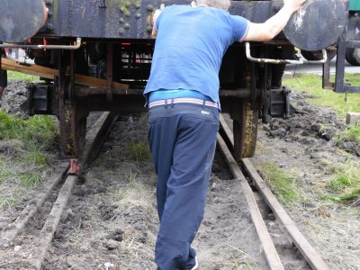 Ratują zabytkowy wagon w Karpaczu [GALERIA] - 13