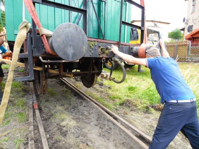 Ratują zabytkowy wagon w Karpaczu [GALERIA] - 14