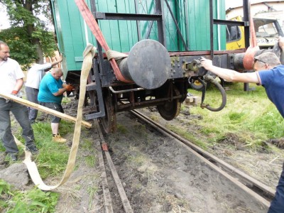 Ratują zabytkowy wagon w Karpaczu [GALERIA] - 15