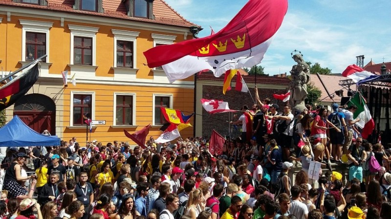 Pielgrzymi z całego świata modlili się na Ostrowie Tumskim we Wrocławiu - Fot: rzecznik Archidiecezji Wrocławskej