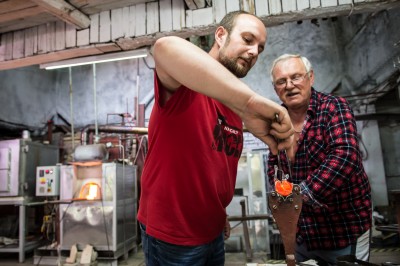 Szklarska Poręba słynie z pięknego szkła. To tutaj tworzą artystyczne wyroby (ZDJĘCIA) - 11