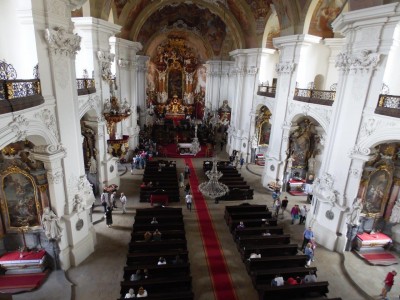 Tysiące pielgrzymów wędruje do Krzeszowa (ZOBACZ) - 7