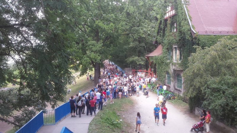 Reakcja 24: do ZOO i na Halę Stulecia przez kilometrowe korki - fot. Bartosz Synowiec