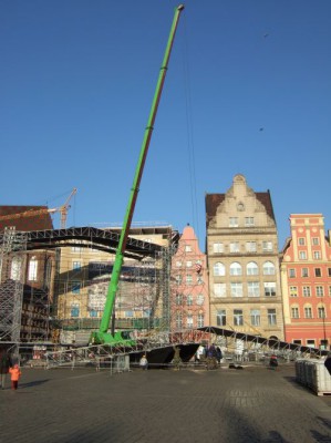 Wrocław: przygotowania do imprezy sylwestrowej (Zobacz) - 3