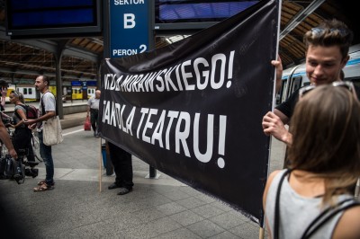 Spotkanie załogi Teatru Polskiego zakończone. Nie ma przełomu - 2