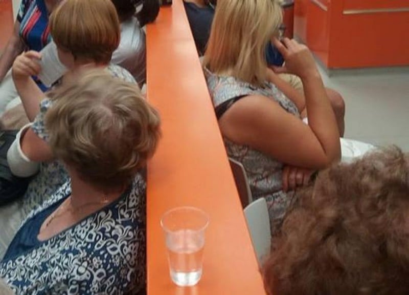 Ortopeda nie może być w trzech miejscach na raz? Ależ może... -