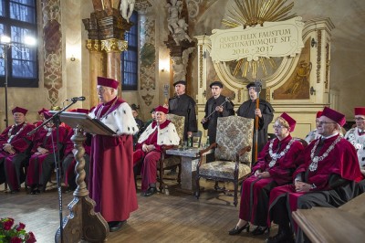 Studenci Uniwersytetu Wrocławskiego oficjalnie rozpoczęli rok akademicki