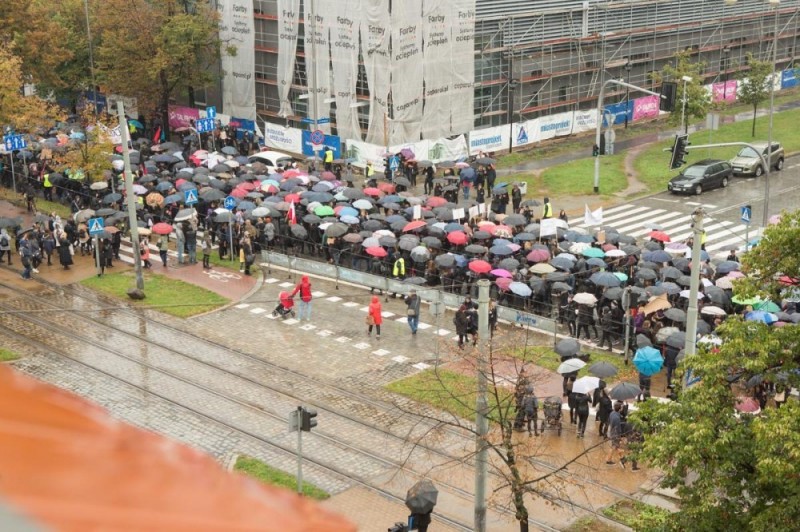Czarny Protest we Wrocławiu najliczniejszy - Fot: AG/OSK