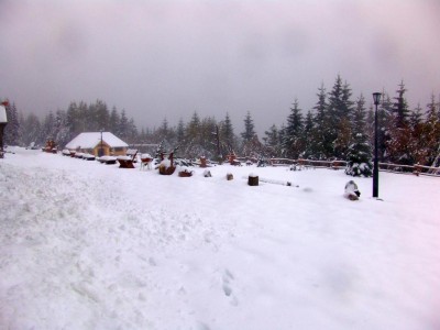 Atak zimy na Przełęczy Okraj [ZDJĘCIA] - 1