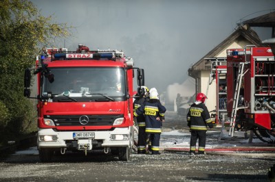 Sytuacja w fabryce zapalniczek w Radwanicach opanowana (ZOBACZ) - 1