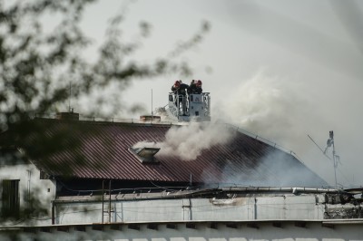 Sytuacja w fabryce zapalniczek w Radwanicach opanowana (ZOBACZ) - 3