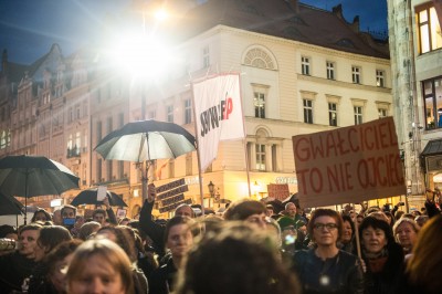 Czarny protest we Wrocławiu [DUŻO ZDJĘĆ] - 25