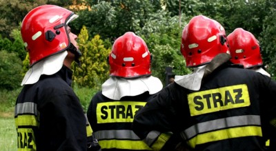 Ewakuacja ponad 500 uczni&oacute;w z dw&oacute;ch szk&oacute;ł