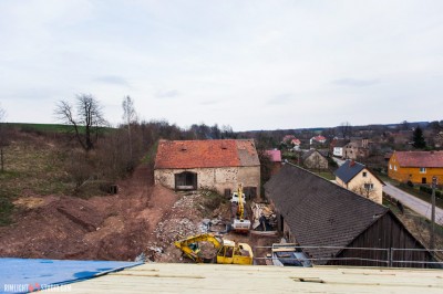 Centrum nauki na wsi. W Dobkowie wywołują trzęsienia ziemi i powodzie - 9