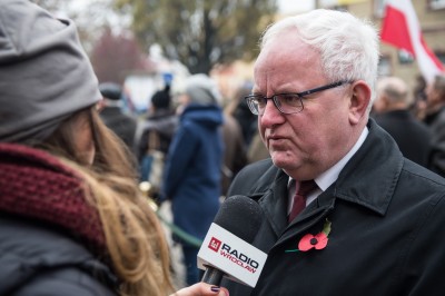 W Trzebnicy odsłonięto pomnik ofiar Katynia i katastrofy w Smoleńsku (ZOBACZ) - 15