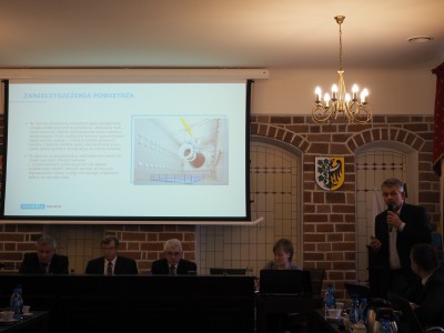 "Chemikalia i hałas". Mieszkańcy nie chcą zakładów Lufthansy - 0