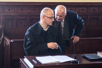 Dziesięć miesięcy bezwzględnego więzienia za spalenie kukły Żyda - 6