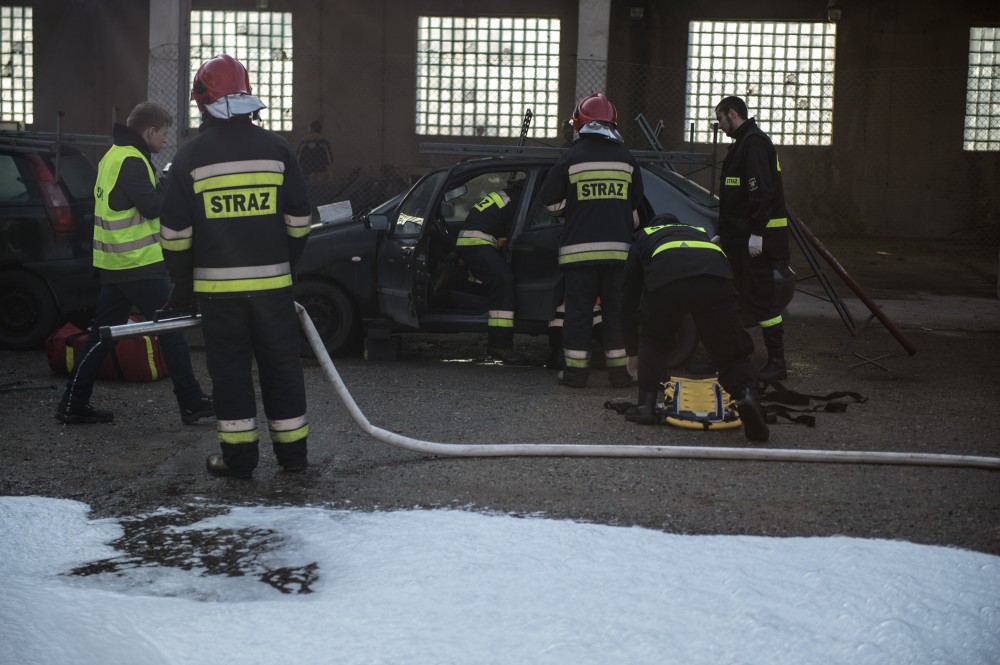 Ćwiczenia ratownicze na poligonie we Wrocławiu (ZDJĘCIA)