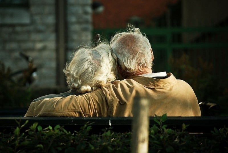 Wiek emerytalny został obniżony. Czy słusznie? (PUBLICYSTYKA) - fot. Electron (Wikipedia)