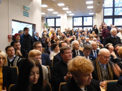 Wicepremier Morawiecki: Kilogram polskiego eksportu kosztuje 1,7 euro - 8