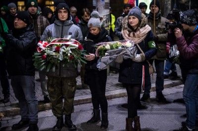 Manifestacja narodowców. Spalono zdjęcia Wałęsy, Michnika i Baumana - 9