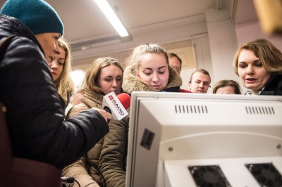 Kolejki obcokrajowców przed urzędem wojewódzkim [ZDJĘCIA] - 5