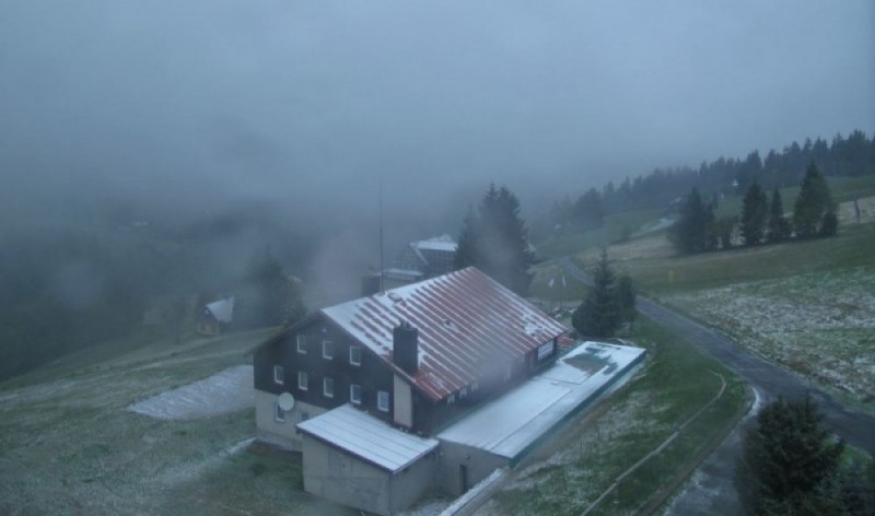 POGODA: Śnieg na święta tylko w górach. Dziś do 6 stopni na plusie - fot. kamery.humlnet.cz