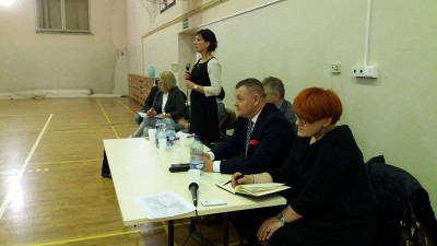Kiełczów: Tysiące aut i... ani skrawka pobocza. Starosta: "To da się zrobić" - 0