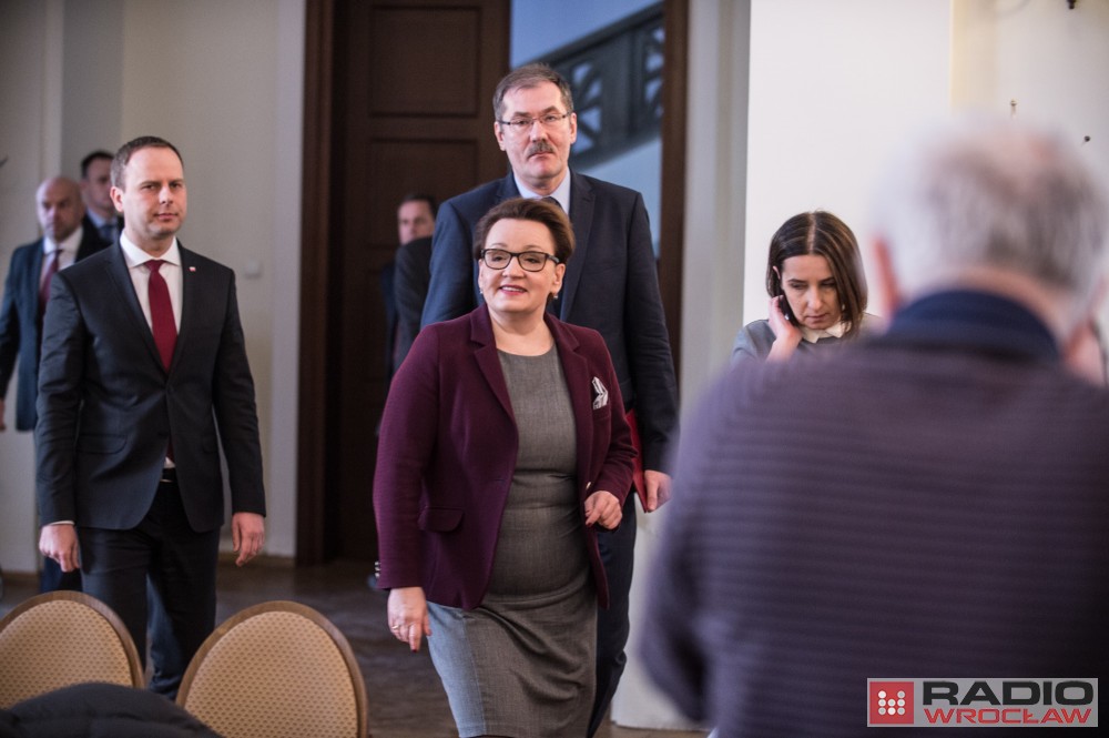 Nowe sieci szk&oacute;ł na Dolnym Śląsku - najnowsze dane