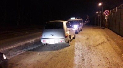Pijany kierowca w chryslerze i obywatelskie zatrzymanie funkcjonariusza ITD
