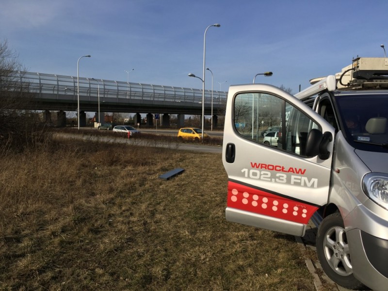 Traffic wyjazdowy Radia Wrocław z ulicy Królewieckiej -