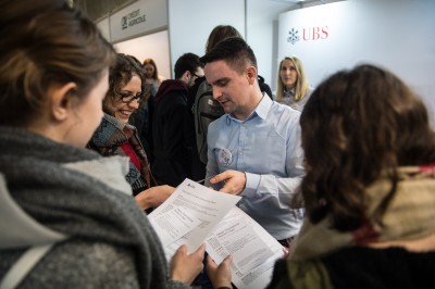 Szukacie pracy? Na Politechnice Wrocławskiej trwają właśnie targi - 1