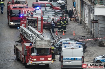 Wrocław: Pożar na ul. Daszyńskiego. 10 os&oacute;b ewakuowano [ZDJĘCIA]