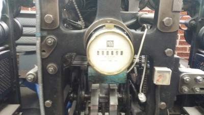 Zamiast na złom, trafi do muzeum. Zobaczcie niemal stuletnią maszynę drukarską [FOTO] - 4