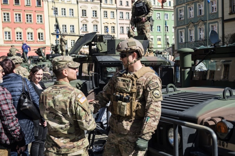 Piknik z wojskami NATO we Wrocławiu – fot. Andrzej Owczarek