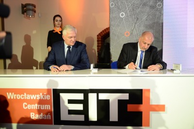 Centrum EIT+ własnością rządu [POSŁUCHAJ]