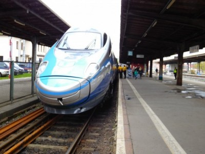 Zderzenie pociągu pendolino z ciężar&oacute;wką na Opolszczyznie: Sprawdź utrudnienia